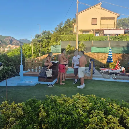 Sestri Vignolo With Pool