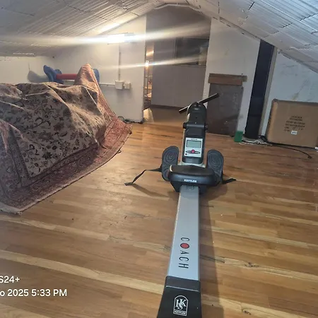 Sestri Vignolo With Pool דירה