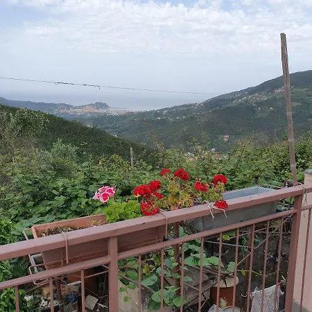 Sestri Vignolo With Pool