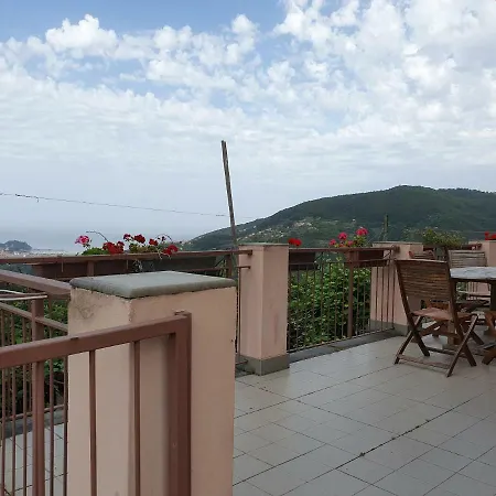 Sestri Vignolo With Pool ססטרי לבאנטה